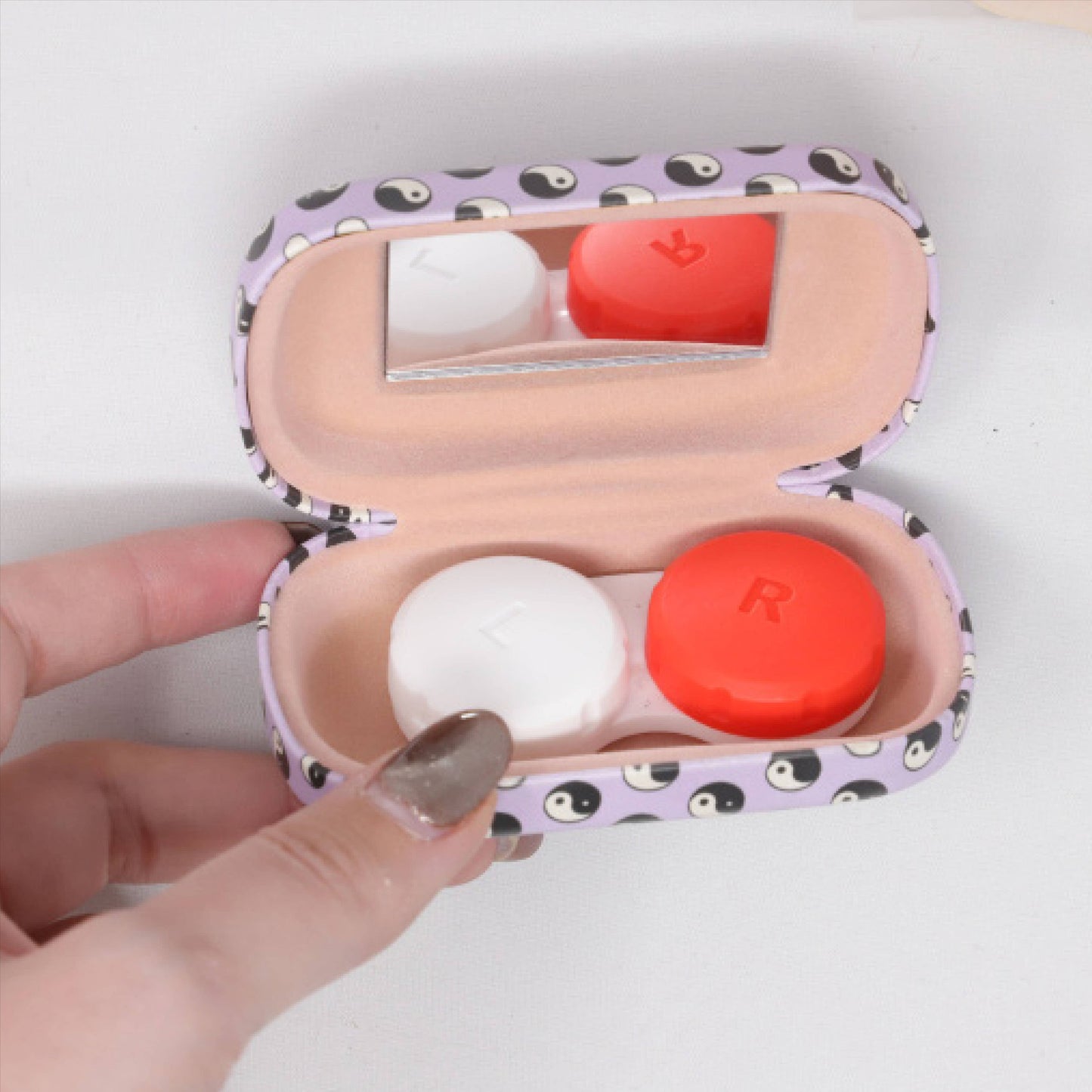 Contact lens case - Yin Yang
