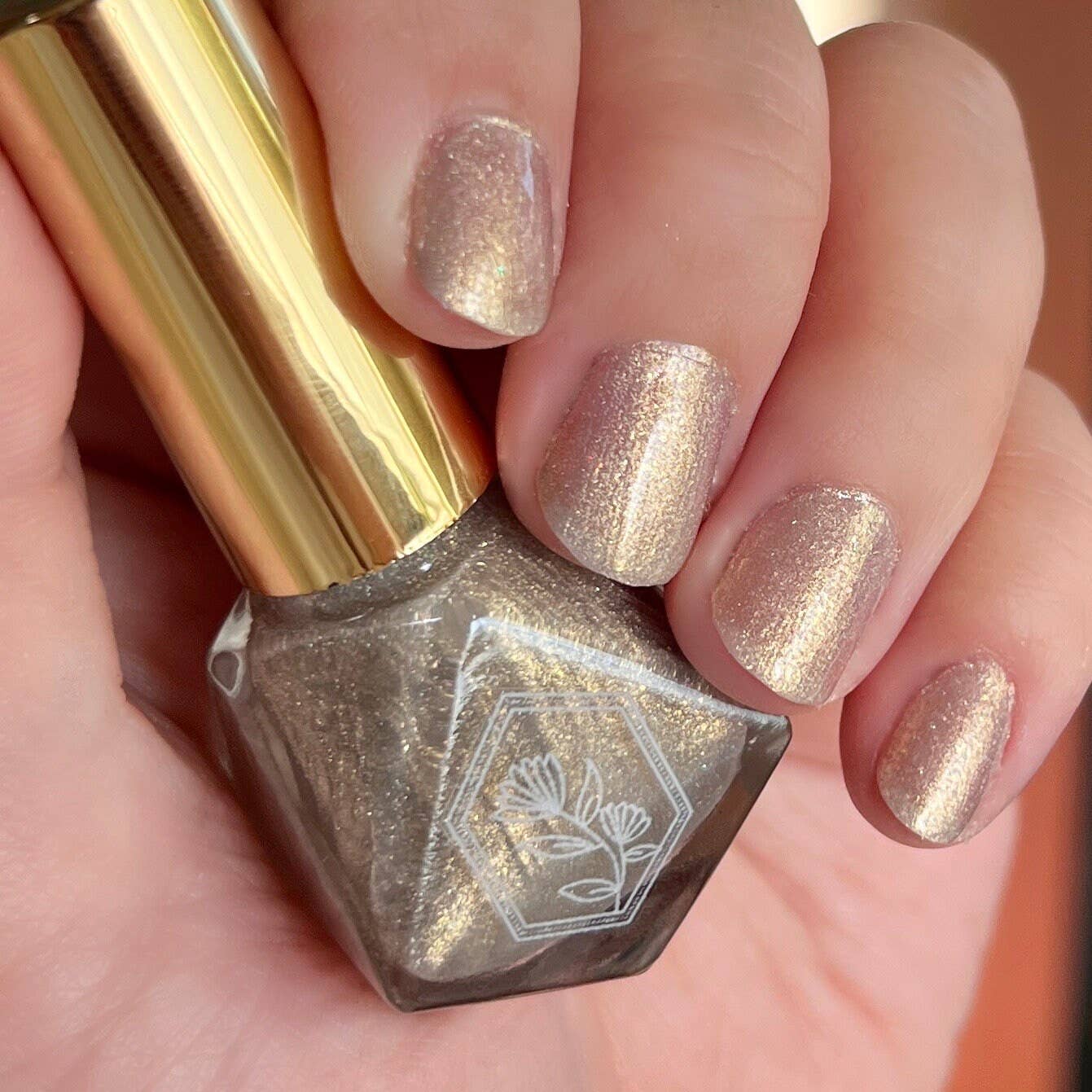 Luna - Golden Holographic Taupe - Nail Polish