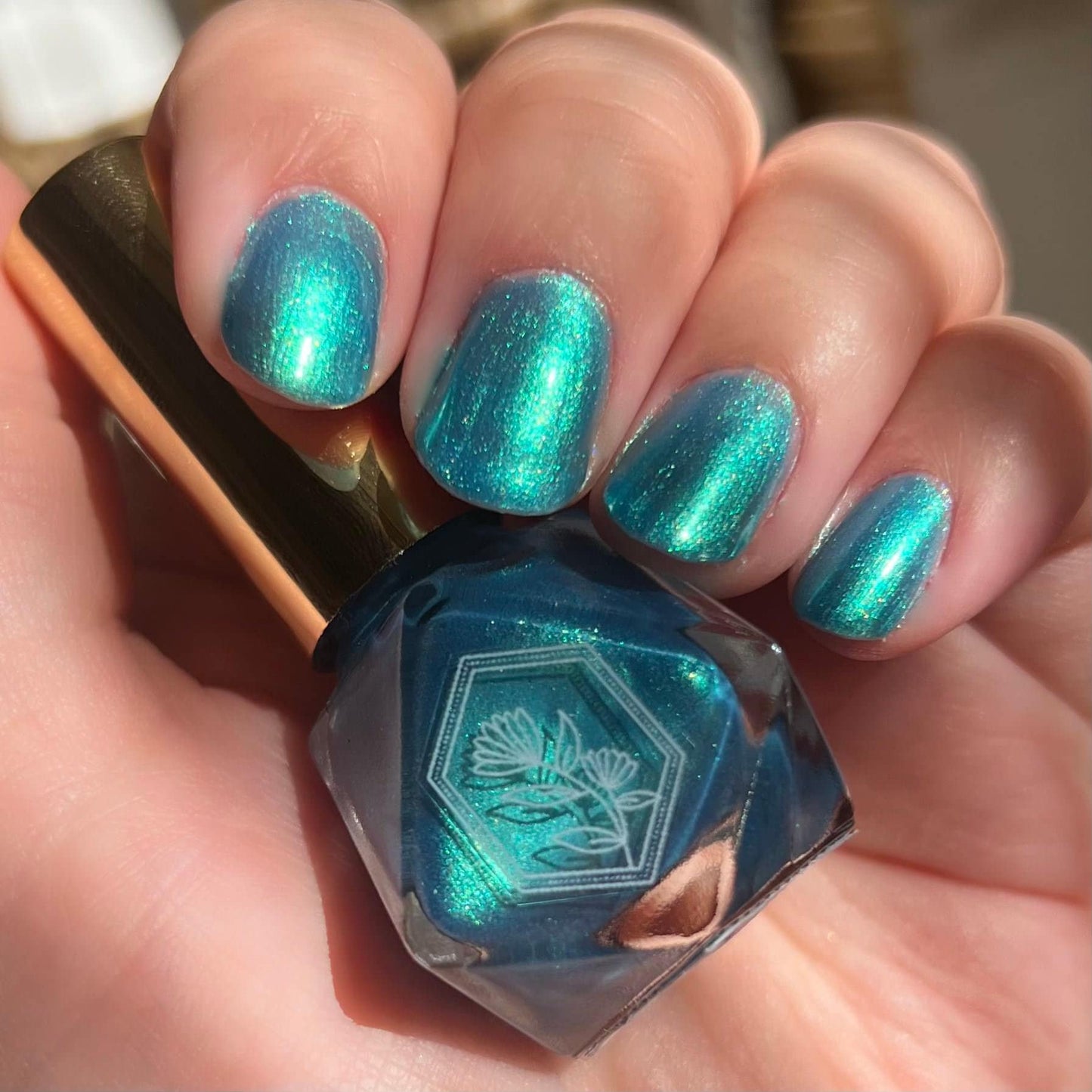 Tropical Dream - Vibrant Blue & Soft Green Shift Nail Polish