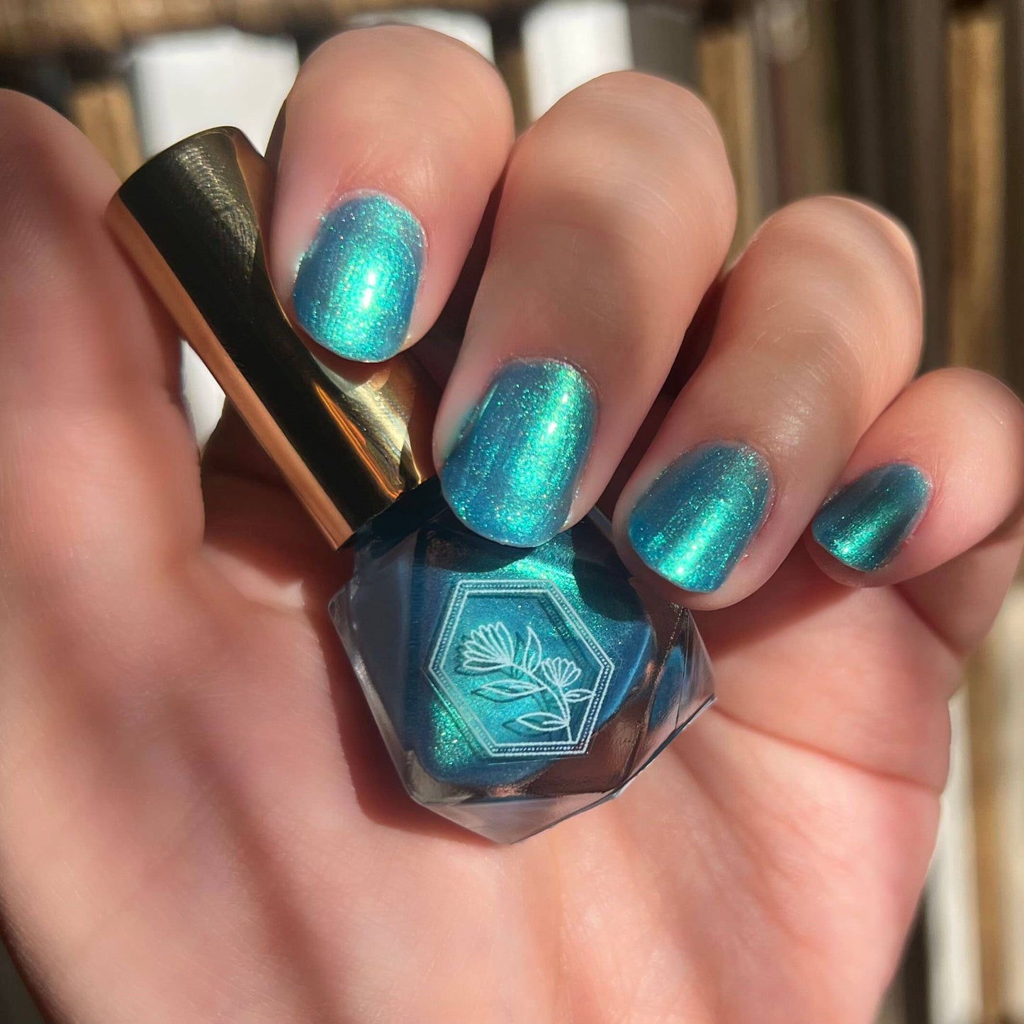 Tropical Dream - Vibrant Blue & Soft Green Shift Nail Polish